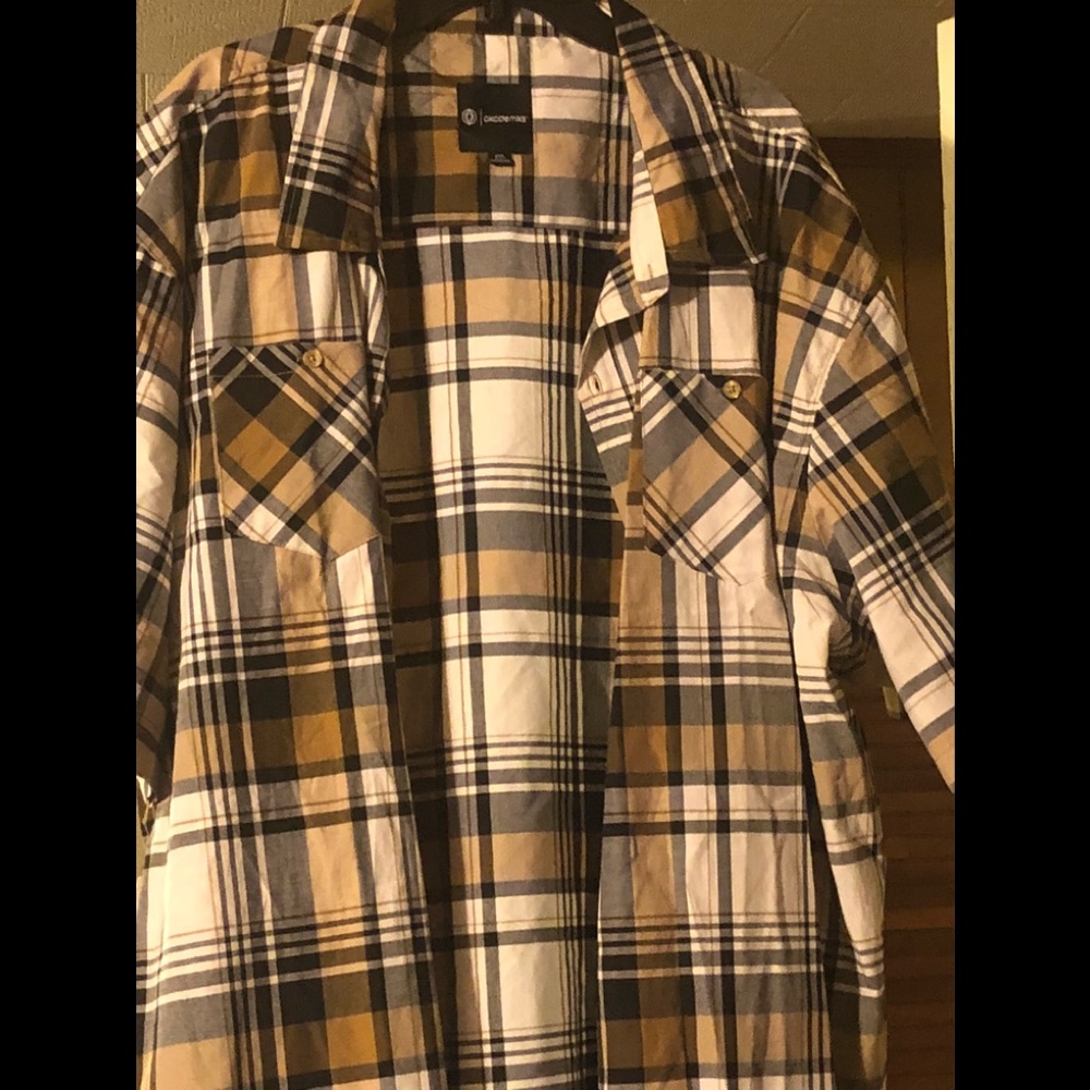 Shirt - Picture 2 of 2
